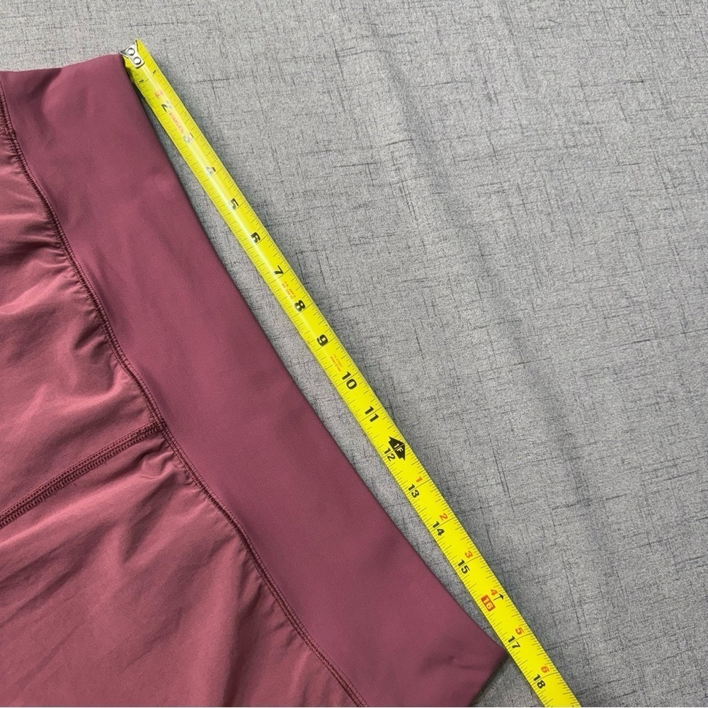 Lululemon Over & Above High Rise Train Short in Misty Merlot Size 12 - Picture 10 of 10
